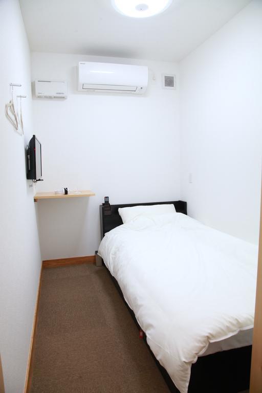 فندق Simple Sleep 個室カプセル هيتويوشي المظهر الخارجي الصورة